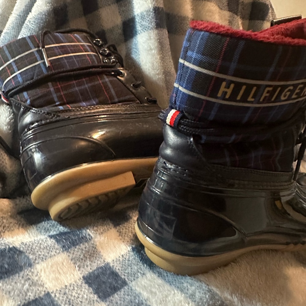 Gently used Tommy Hilfiger Duck Boots